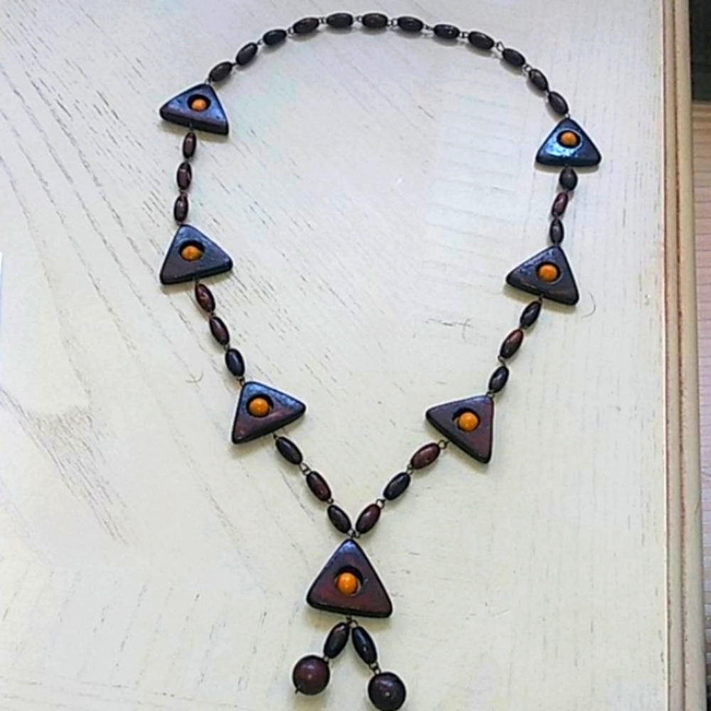Price🔽 Rare Vintage Necklace